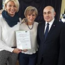 Trzeci Wojewódzki Certyfikat Szkoły Promującej Zdrowie dla SP 4
